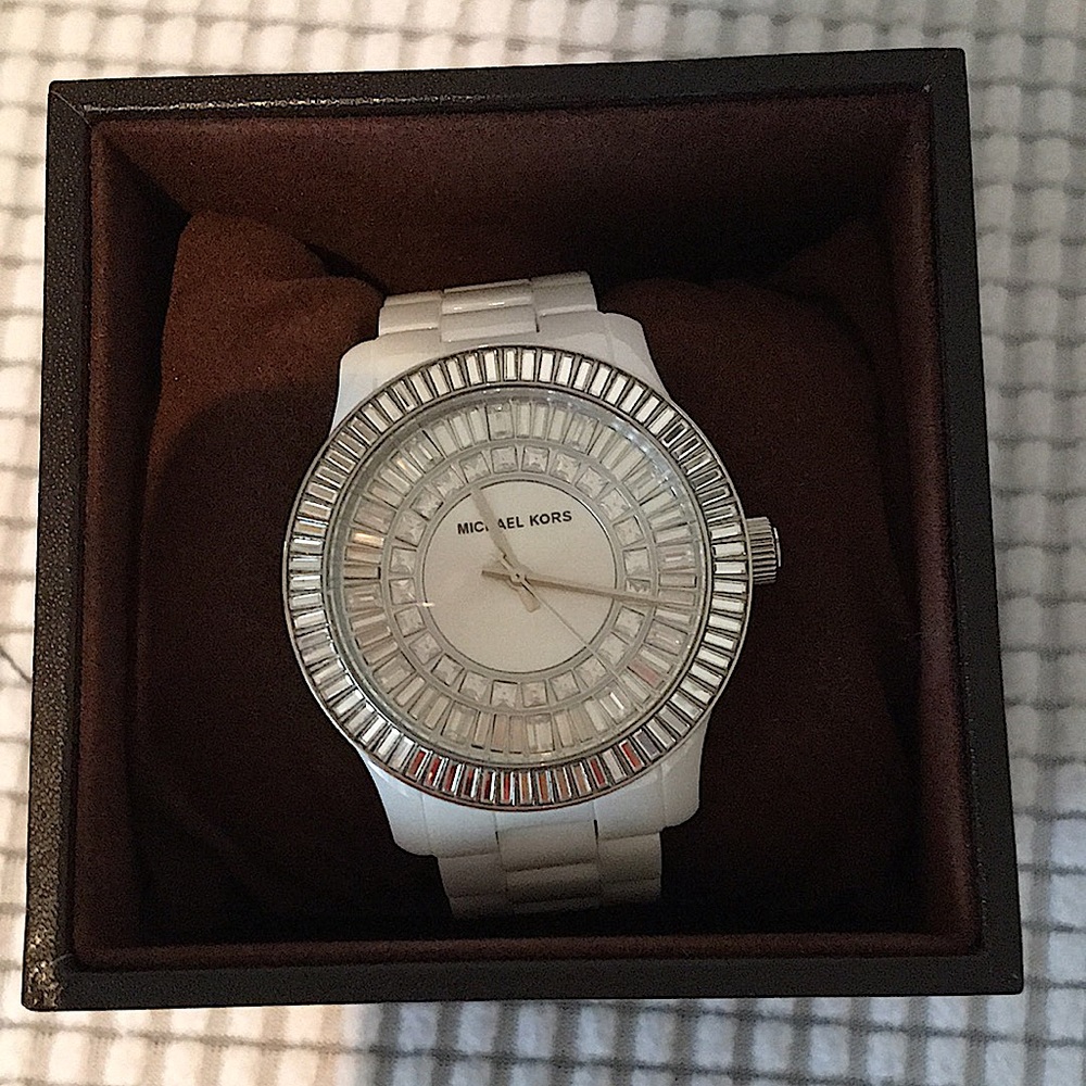 Michael Kors Elegant Watch-wannabe Chanel ceramic